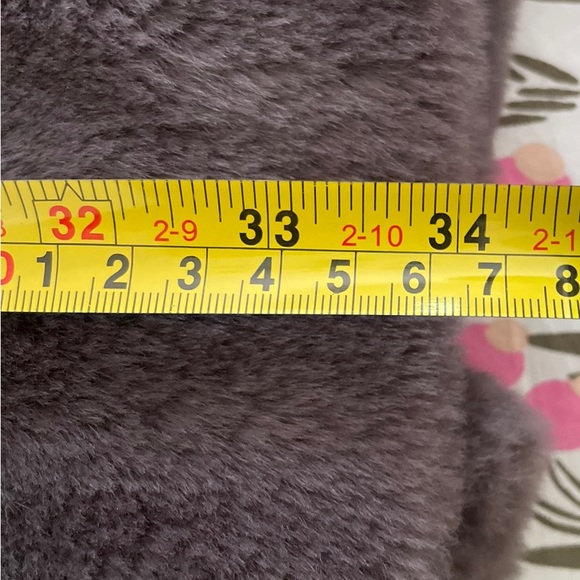 Badgley Mischka Faux-fur Coat - Picture 3 of 4